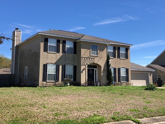 3rd image of 17480 Blossom Trail Dr