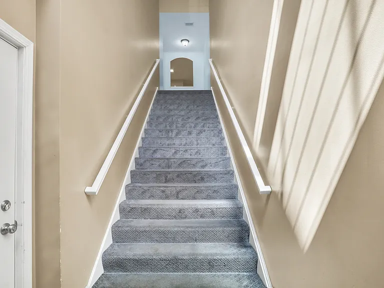 210 Rosehall Dr #260 — Photo 3