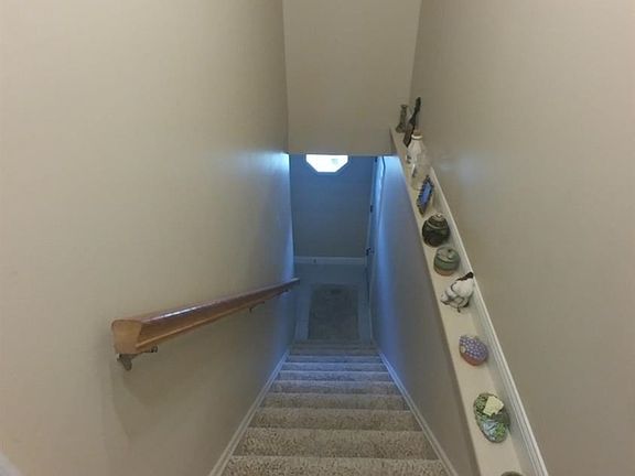 5th image of 5151 Capitol Hill Dr