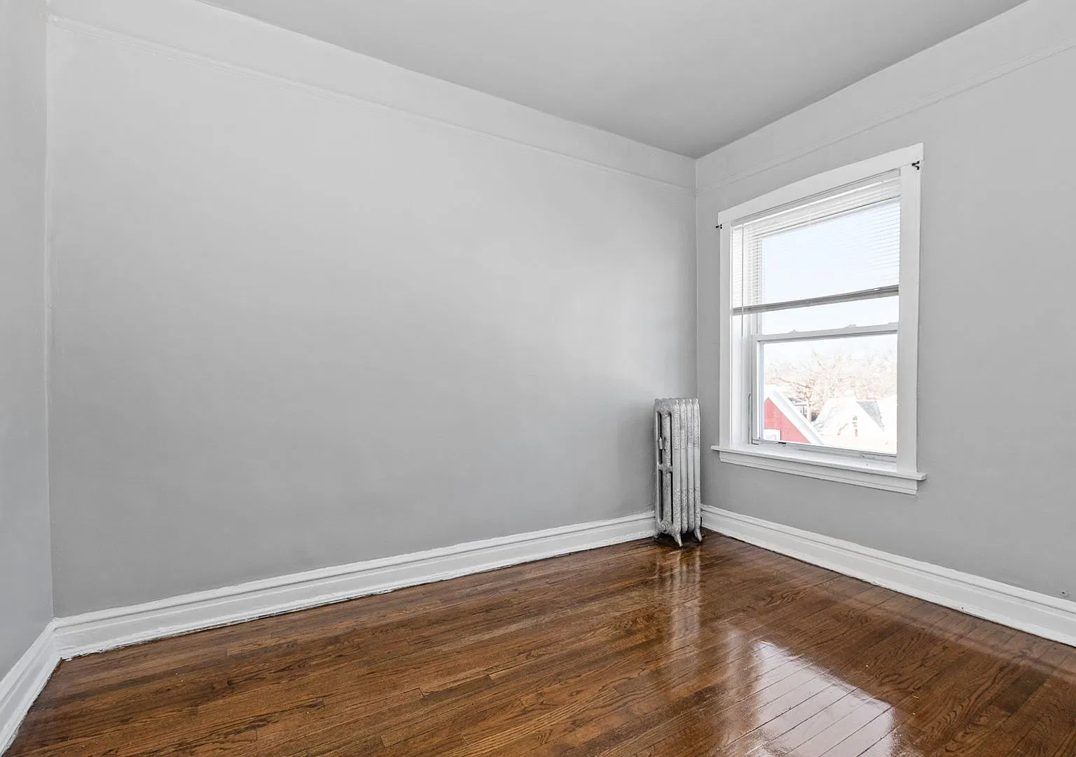7557-59 S. Calumet Ave. / 348-58 E 76th St. — Photo 3