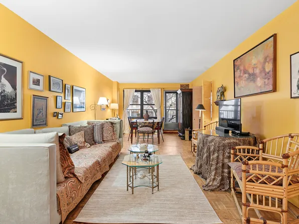 1199 Park Avenue image 1 of 7