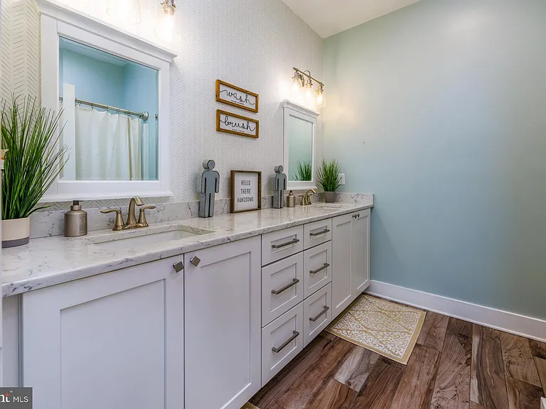 23296 Wilder Way — Photo 34