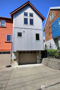 4411 Greenwood Avenue N, Seattle, WA, 98103