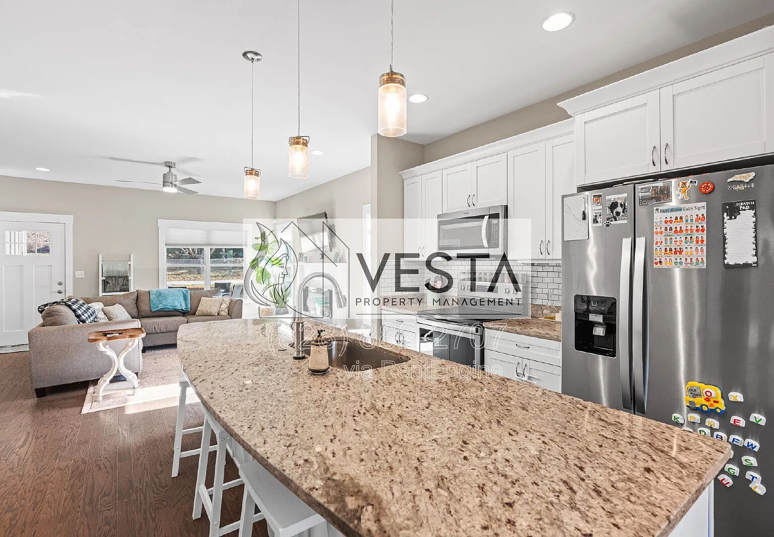 3 bed, 2.0 bath, 1220 sqft, $2,400 — Photo 3