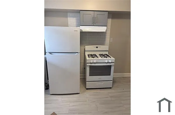 Building Photo - 6200 S Whipple St #1