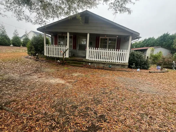 4688 Christian Light Rd, Fuquay Varina, NC 27526