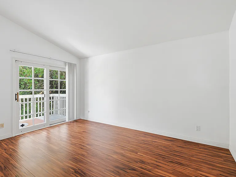 17092 Escalon Dr — Photo 19