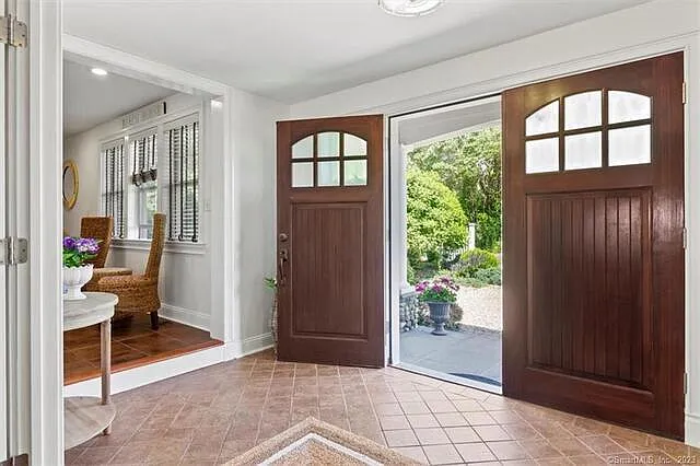 47 Brighton Rd — Photo 5