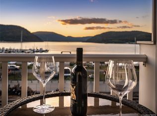 214 Waterside Close, Peekskill, NY 10566