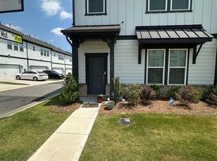 5772 Coulee Ln, Charlotte, NC 28215