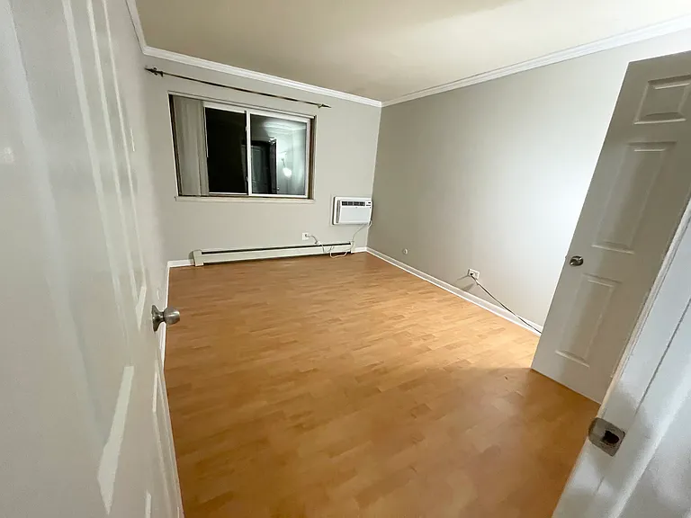 1430 N Evergreen Ave #1 — Photo 20
