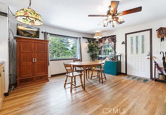 3rd image of 2726 View Dr