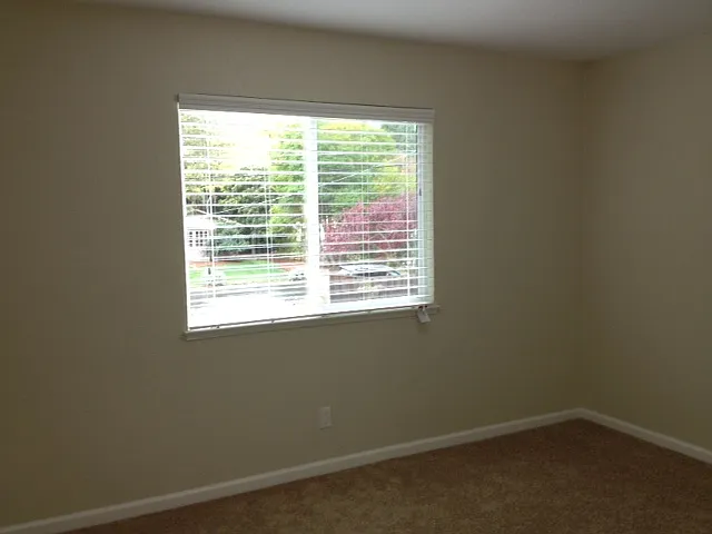 184 El Dorado Ave #10 — Photo 3