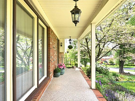 4th image of 508 Lawndale Dr