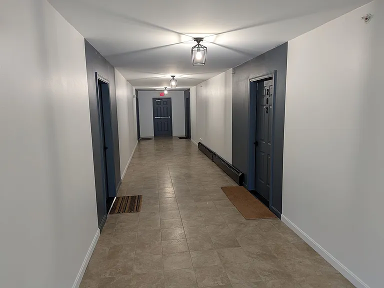 4 Commonwealth Dr — Photo 10