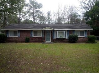 401 Rogers Rd, Hinesville, GA 31313