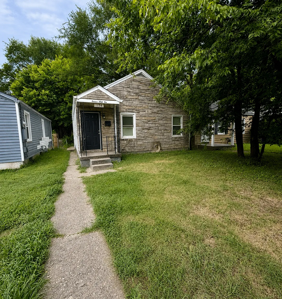 1134 Lincoln Avenue - 1 — Photo 1