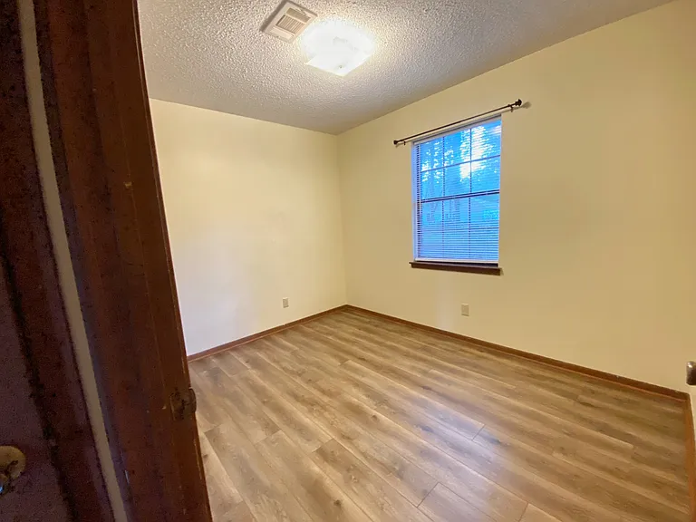 back bedroom (3)