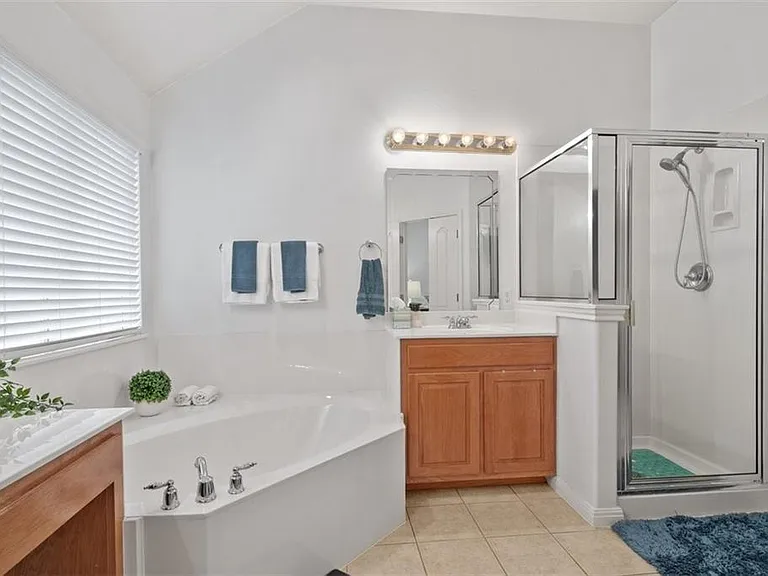 2101 Aaron Ross Way — Photo 19