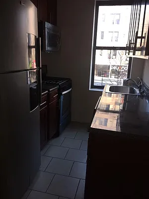 Rented by Roberto Guilbet, LREB | media 29