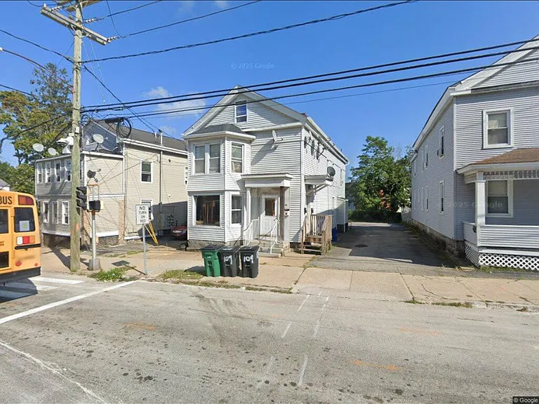 109 Truman St #3 — Photo 1