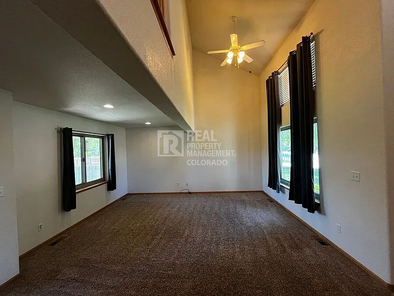 8464 Calumet Way — Photo 3