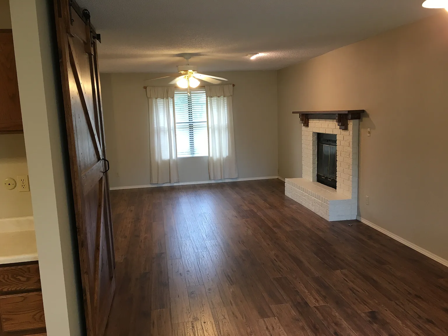 1722 E 33rd St — Photo 3
