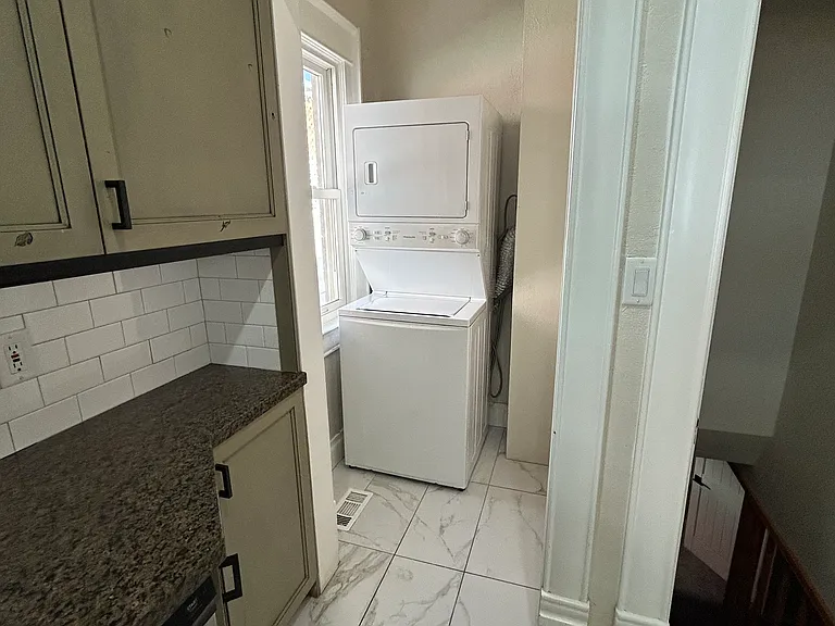 421 M St — Photo 17