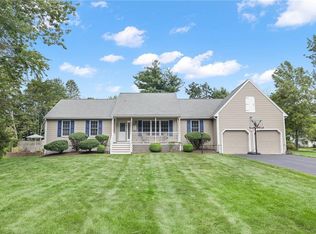 1 Mimosa Ct, Cumberland, RI 02864