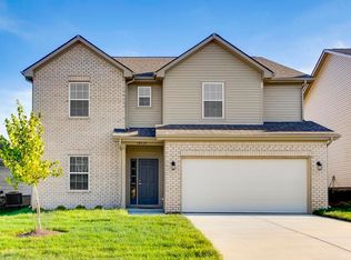 16718 Eastwood Bluff Rd, Louisville, KY 40245