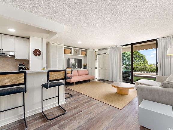 3rd image of 6750 Hawaii Kai Dr APT 102