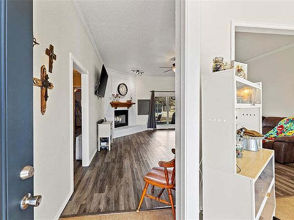 5th image of 1533 E Persimmon Ln