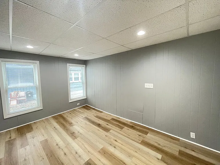 266 Douglas St #1 — Photo 25
