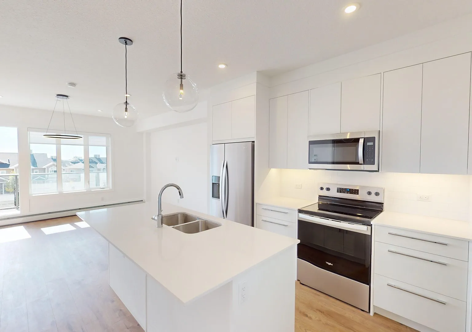 3418 - 60 Skyview Ranch Road NE — Photo 1