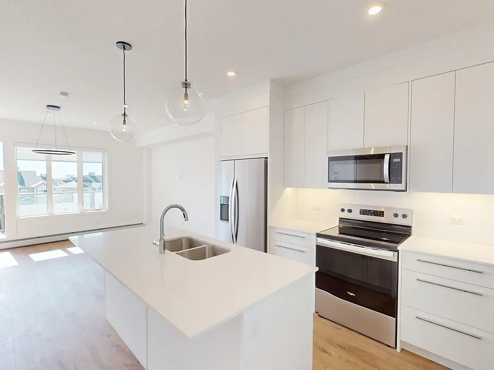 60 Skyview Ranch Rd NE #3418