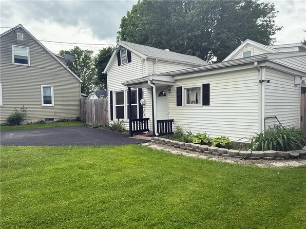 760 Spruce St, Elmira, NY 14904