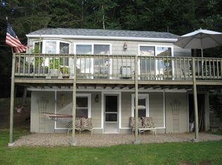 13 Adams Rd, Sturbridge, MA 01566