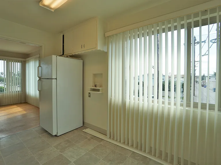 4663 Bayard St — Photo 4