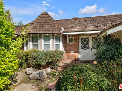 11230 Encino Ave, Granada Hills, CA, 91344