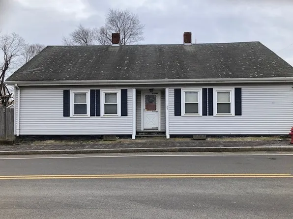 24 Wareham St, Middleboro, MA 02346