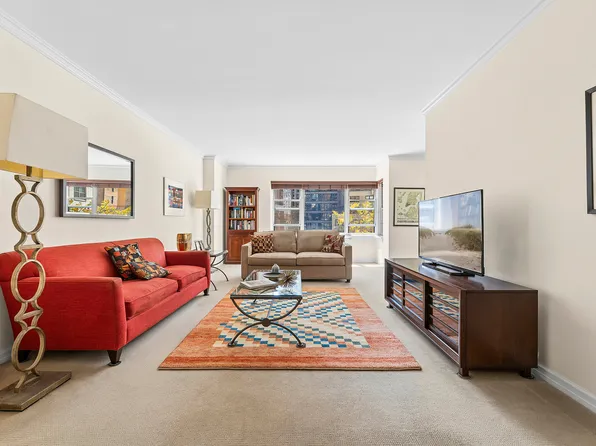430 East 56th Street image 1 of 10