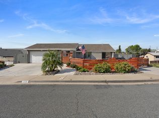 1596 Arnheim Ct, El Cajon, CA 92021