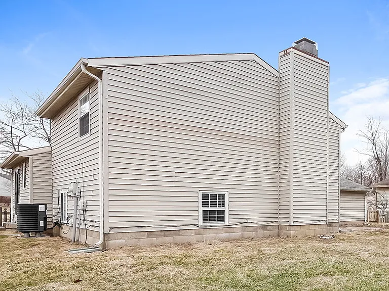 5575 Freedom Ct — Photo 18