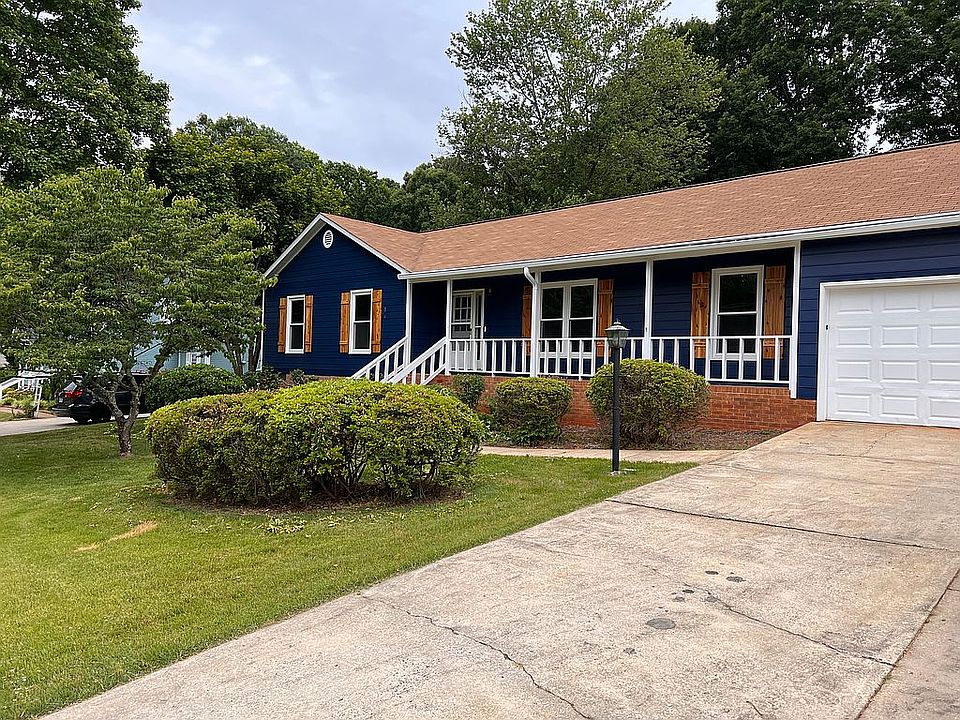 1st image of 112 Squire Ct