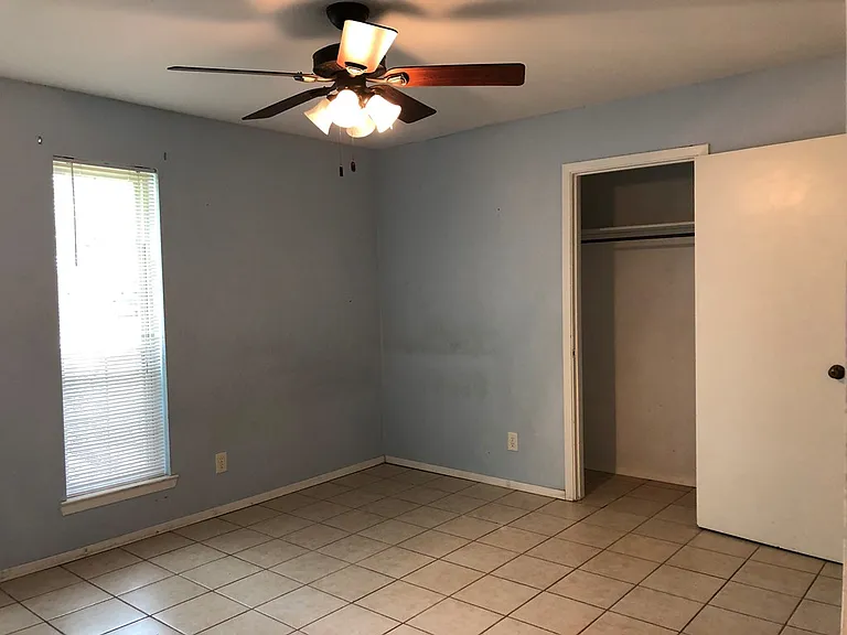 3869 Honeysuckle Ln — Photo 18