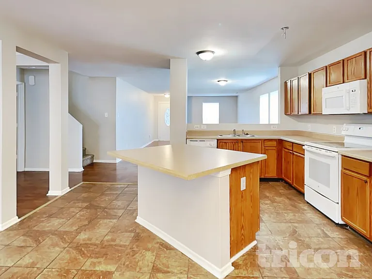 3321 Hapsburg Way — Photo 7