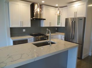 579 E 8th St #3, Boston, MA 02127
