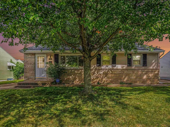 1508 Ryer St, South Bend, IN 46628