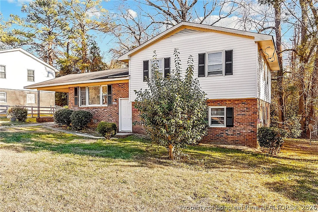 3 bed, 2.0 bath, $1,295 — Photo 3