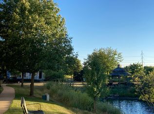 234 Springbrook Trl S, Oswego, IL 60543